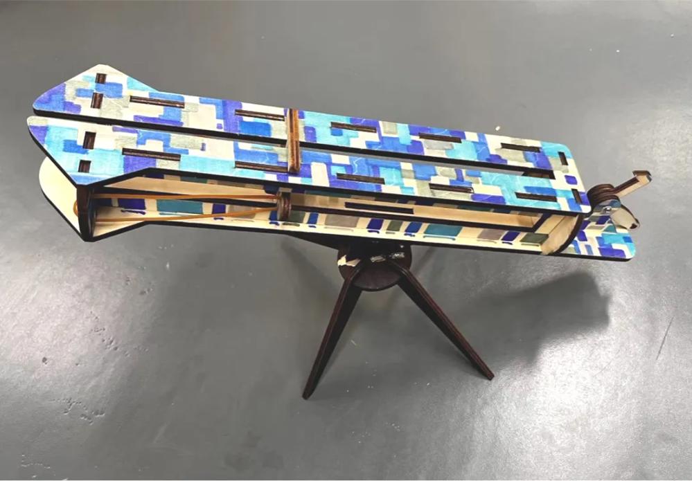 640