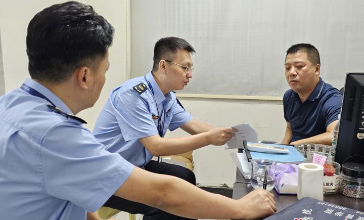 突击检查！常德严打集贸市场计量违法违规行为