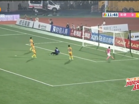 燃！“湘超”常德VS张家界11分钟30秒，主场常德队27号袁露率先进球