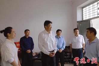 罗毅君下沉接访并调度领办包案信访事项