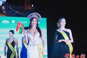 【摄影报道】世界旅游小姐比基尼前瞻秀在柳叶湖举行