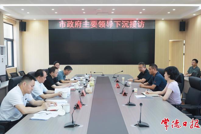 周振宇下沉接访并调度领办包案信访事项