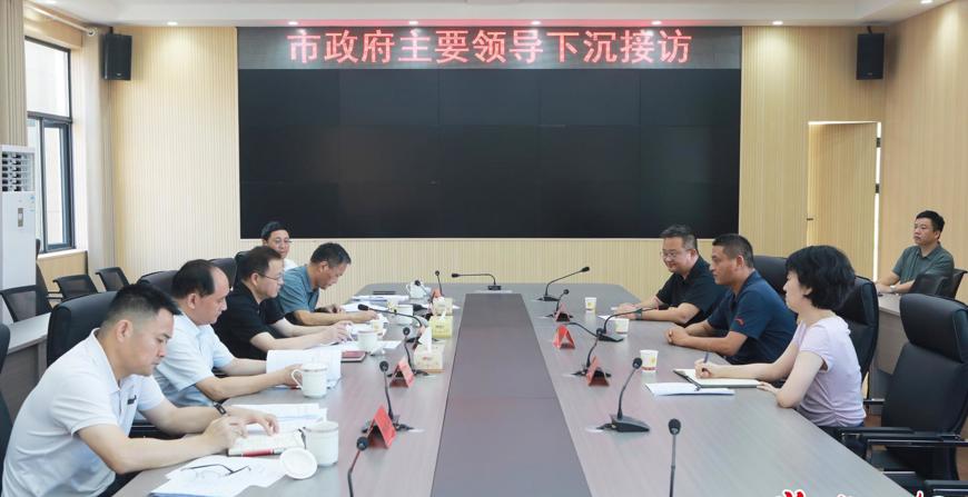 周振宇下沉接访并调度领办包案信访事项