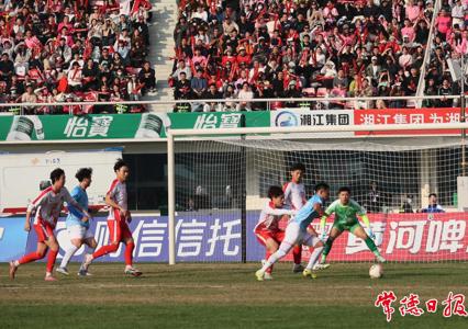 “湘超”常规赛收官战常德1:2憾负长沙 赛场热血与温情并存