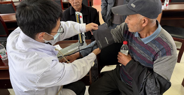 汉寿县：健康巡诊温暖812名优抚对象