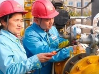 【长图】冬季护“常”暖 昆仑保供一线掠影