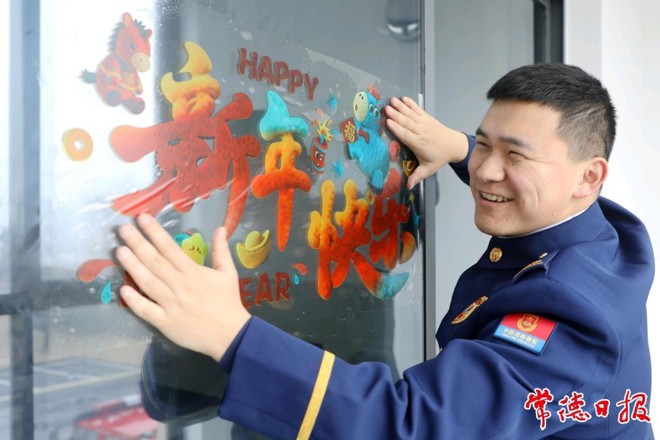 【组图】除夕“蓝朋友”的营区：此间年味别样浓