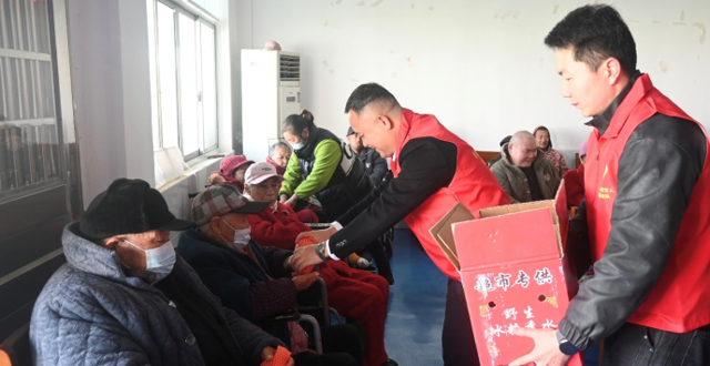 常德市退役军人志愿服务队开展学雷锋主题活动  