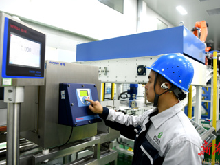 【经济】实干争先 马力全开