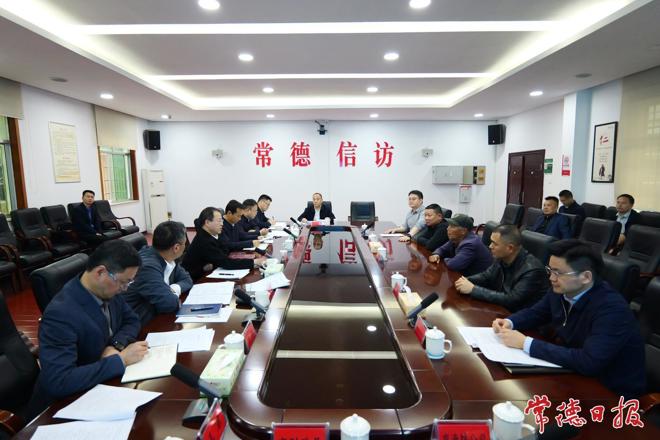 周振宇调研信访和社会矛盾纠纷化解工作