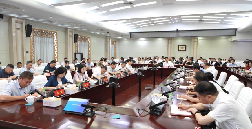 全市树立和践行正确政绩观学习教育警示教育会暨群众身边不正之风和腐败问题集中整治工作推进会召开