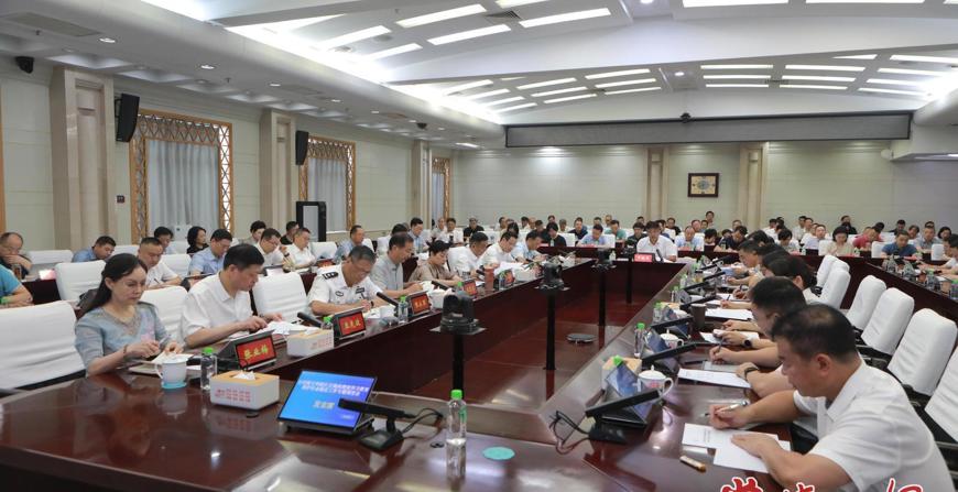 罗毅君主持召开全市树立和践行正确政绩观学习教育维护社会稳定工作专题调度会