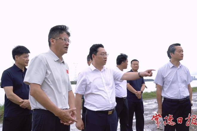 罗毅君以“四不两直”方式督导检查防汛备汛和安全生产工作