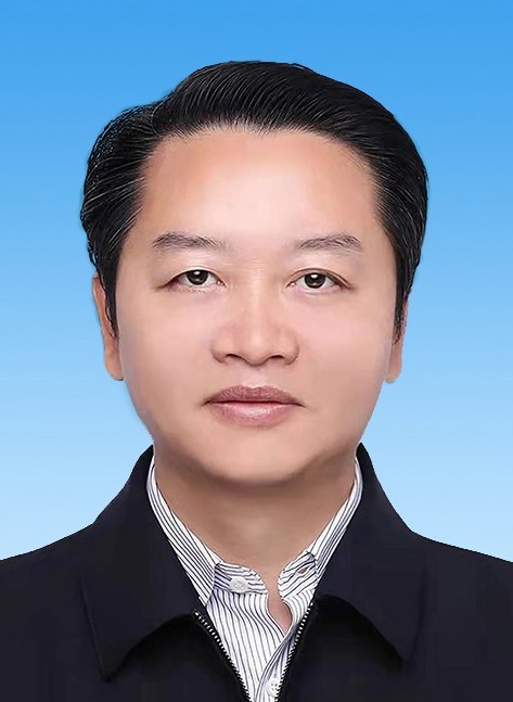黄伟雄