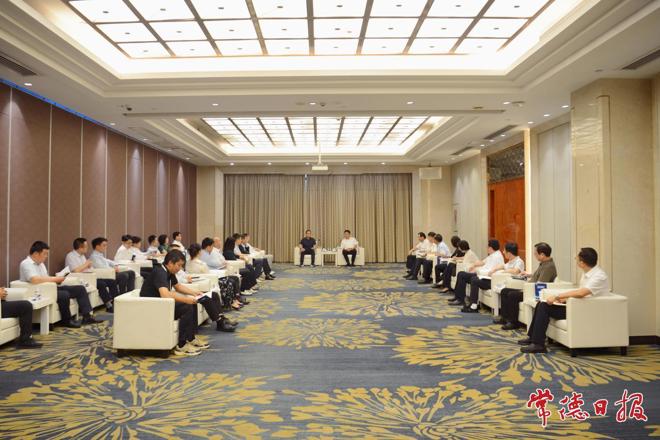 罗毅君会见出席全国工商联创新型成长型民营企业赋能对接（湖南专场）活动嘉宾代表