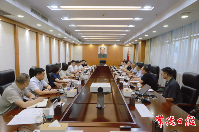 罗毅君与多家来常考察企业负责人举行工作会谈