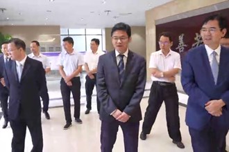 曹志强周振宇参观常德市2023年“迎国庆、保平安”保密知识漫画展