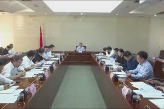 周振宇主持召开市政府党组会议暨市长碰头会