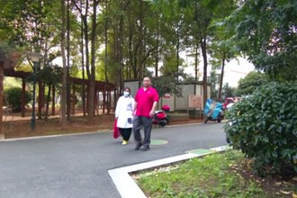 武陵区白马湖街道：情系失独家庭 关爱温暖人心