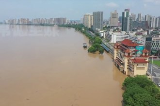 常德市全力应战洪峰过境