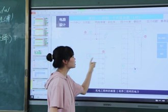 安乡：暑期不打烊 师生充电忙