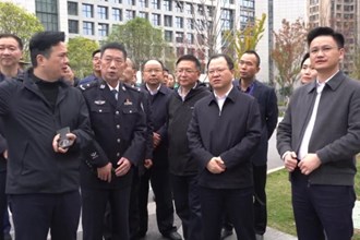周振宇督导检查安全生产