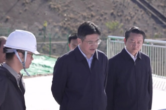 罗毅君调研桃源县经济社会发展情况