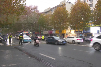 常德市交警支队：“显性警务”守护群众出行安全