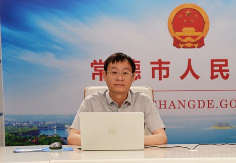 市政务中心党委书记、主任程节做客常德政府网站嘉宾访谈