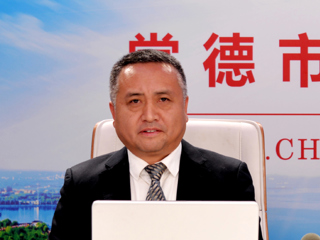 提升政务服务质效，优化营商政务环境