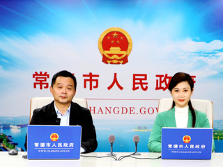 抓招商、拼经济、促发展