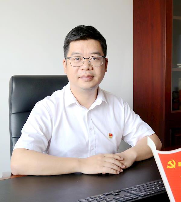 罗成